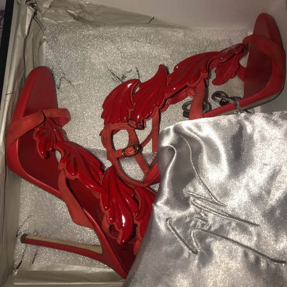 Red Giuseppe Modena heels - Picture 5 of 5